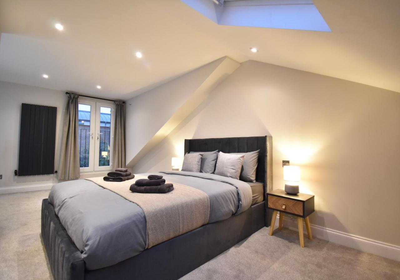 Stunning 3 Bed Apartment ลอนดอน ภายนอก รูปภาพ